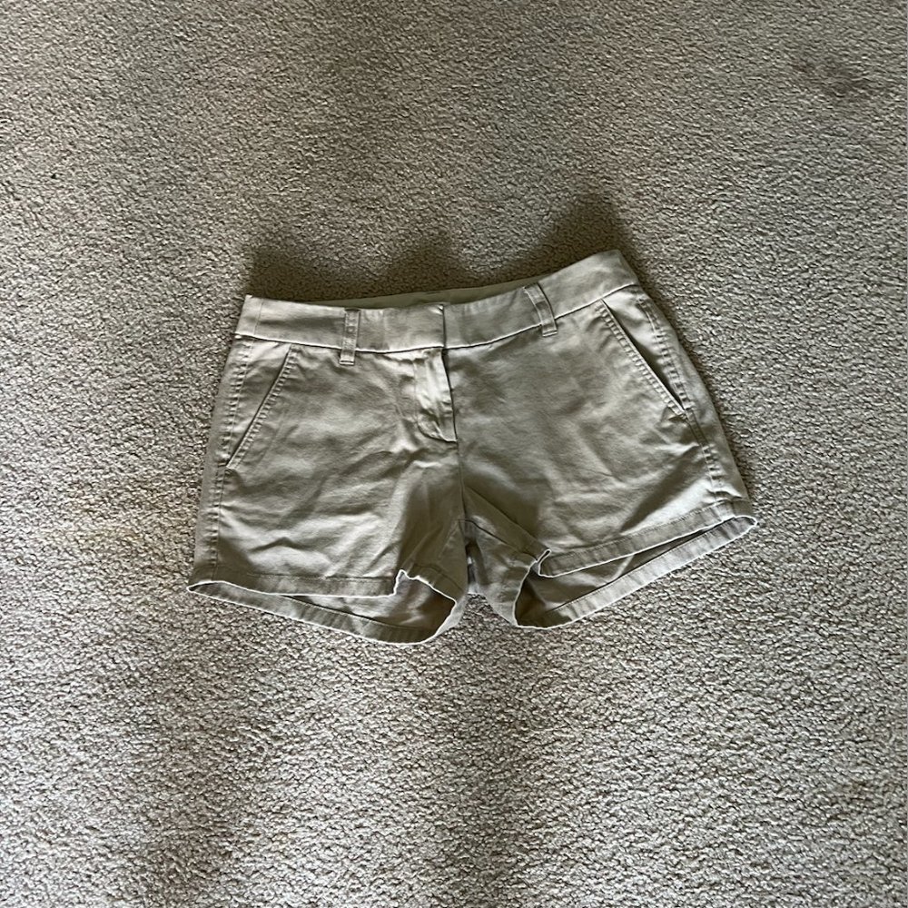 Women's J.crew chino shorts, khaki color, size 2